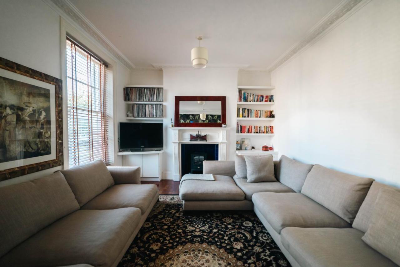 Stylish 2 Bedroom Flat In Camden Town Londra Esterno foto