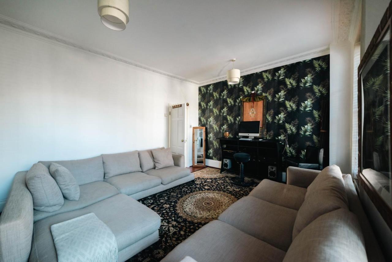 Stylish 2 Bedroom Flat In Camden Town Londra Esterno foto